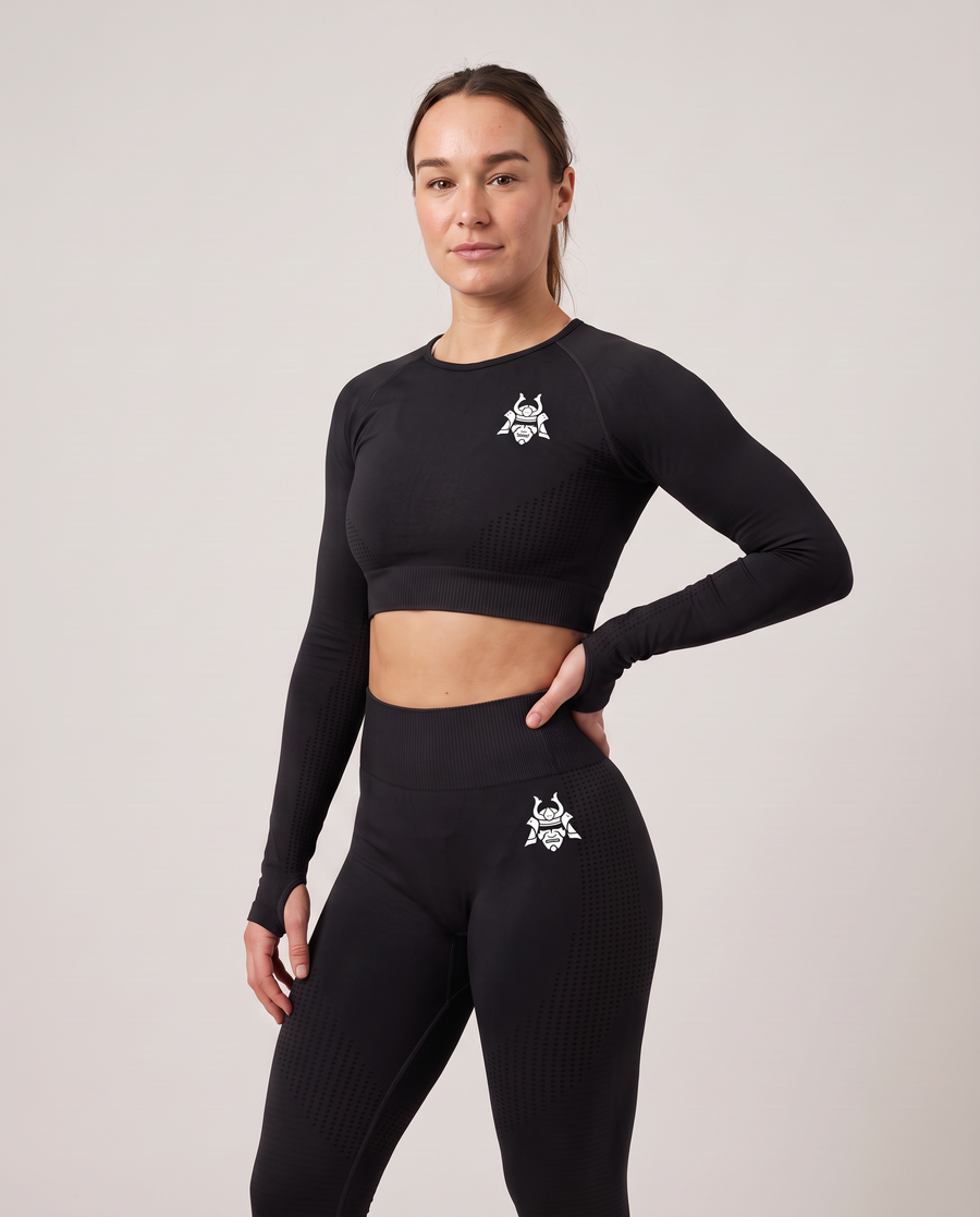 Kumite Long-Sleeve Crop Sumi Black